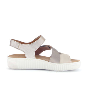 Gabor Beige platform sandal סנדלי נשים גאבור