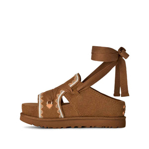 UGG Women's Goldenstar Hi Artistitch Sandal Chestnut Multi סנדלי גולדנסטאר היי חום לנשים