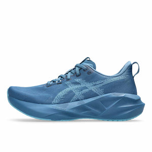 Asics Novablast 5 Men Winter Sea Stillwater נעלי ריצה נובה בלאסט 5 לגברים