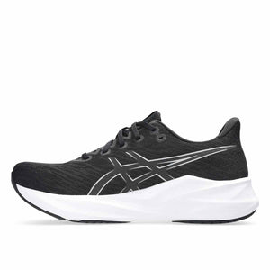 Asics Versablast 4 Men Black Pure Silver נעלי ריצה ורסאבלאסט 4 לגברים