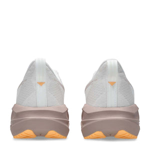 Asics Novablast 5 Women White Fawn נעלי ריצה נובה בלאסט 5 נשים