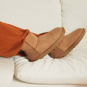 UGG Classic Mini Chestnut מגפי נשים קלאסיק מיני חום