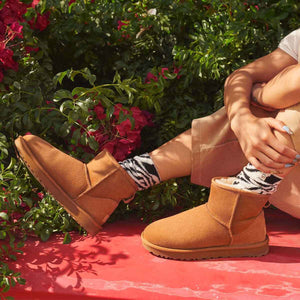 UGG Classic Mini Chestnut מגפי נשים קלאסיק מיני חום