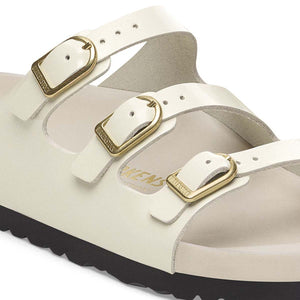 Birkenstock Florida Fresh High-Shine Ecru כפכפי בירקנשטוק פלורידה לנשים