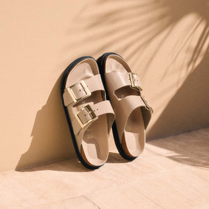 Birkenstock Arizona Droplet Buckle High-Shine New Beige כפכפי בירקנשטוק אריזונה דרופלט אבזם