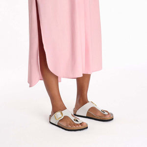 Birkenstock Gizeh Big Buckle High-Shine Antique White כפכפי בירקנשטוק גיזה לנשים