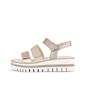 Gabor Platform sandals beige סנדלי גאבור לנשים