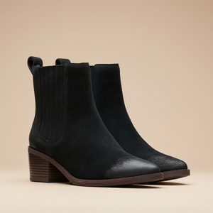 Clarks Morzine Top Black מגפי נשים קלרקס