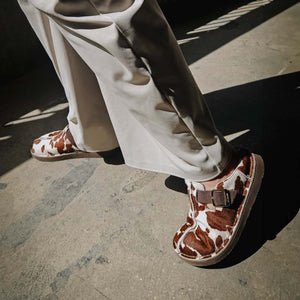 Clarks Solsbury Mule. Cow Print כפכפי קלארקס לנשים