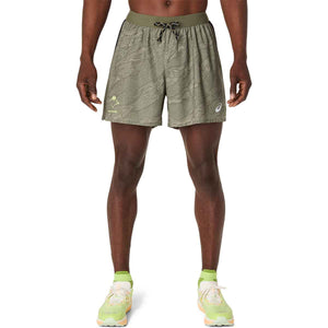 Asics Fujitrail All Over Print 5In Short Men Man Mantle Green מכנסי ריצה קצרות לגברים