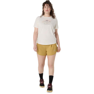 Asics Road 3.5In Short Woman Lemongrass מכנסי קיצה קצרות לנשים