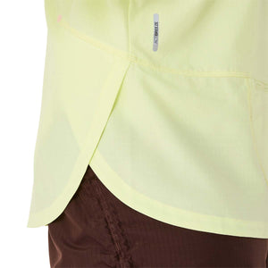 Asics Nagino Run Adjustable Jacket Women Huddle Yellow ג'קט ריצה לנשים