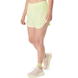 Asics Nagino Run Adjustable 4In Short Women Huddle Yellow מכנסי ריצה לנשים