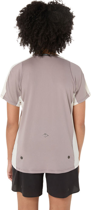 Asics Fujitrail Elite Ss Top Woman Rainstorm Grey Cream חולצת ריצה קצרה אסיקס לנשים