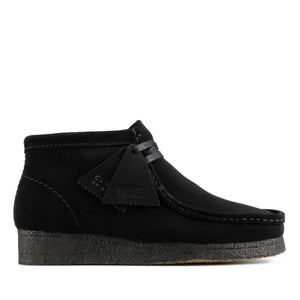 Clarks Wallabee Boot. Black Women מגפי נשים קלארקס