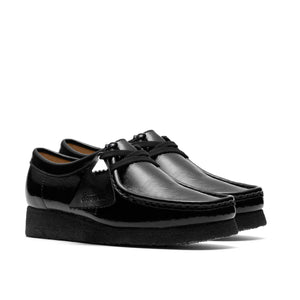 Clarks Wallabee. Black Pat מוקסין קלארקס לנשים