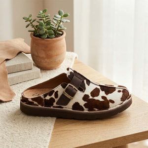 Clarks Solsbury Mule. Cow Print כפכפי קלארקס לנשים