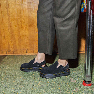 Dr. Martens ZebZag Mule Black כפכפי ד"ר מרטינס יוניסקס