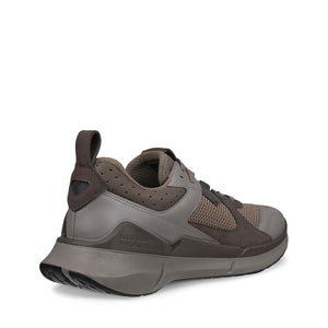 Ecco Biom 2.2 M Taupe סניקרס אקו לגברים ביום 2.2 טיופ