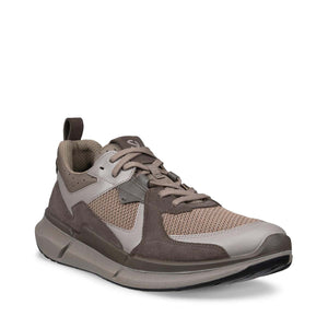 Ecco Biom 2.2 M Taupe סניקרס אקו לגברים ביום 2.2 טיופ