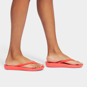 Fit Flop Iqushion Ergonomic Flip Flops Neon Orange פיט פלופ כפכפי נשים