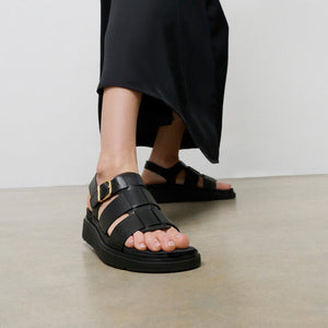 Fit Flop Gen-FF Leather Fisherman Sandals All Black סנדלי נשים פיט פלופ שחור