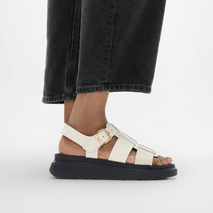 Fit Flop Gen-FF Leather Fisherman Sandals Paris Beige סנדלי נשים פיט פלופ