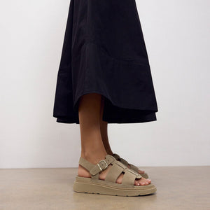 Fit Flop Gen FF Fisherman Sandal Cappuccino סנדלי פיטפלופ לנשים