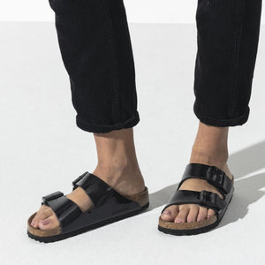 בירקנשטוק כפכפי נשים אריזונה לק שחור Arizona Black Patent