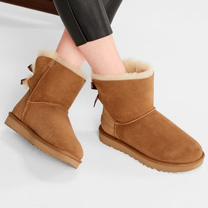 מגפי נשים מיני בלי בו חום UGG Mini Bailey Bow II Chestnut