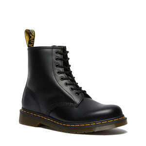 נעלי ד״ר מרטינס Dr. Martens Boot Smooth Black 1460