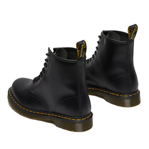נעלי ד״ר מרטינס Dr. Martens Boot Smooth Black 1460