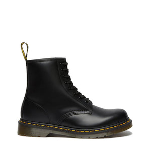 נעלי ד״ר מרטינס Dr. Martens Boot Smooth Black 1460