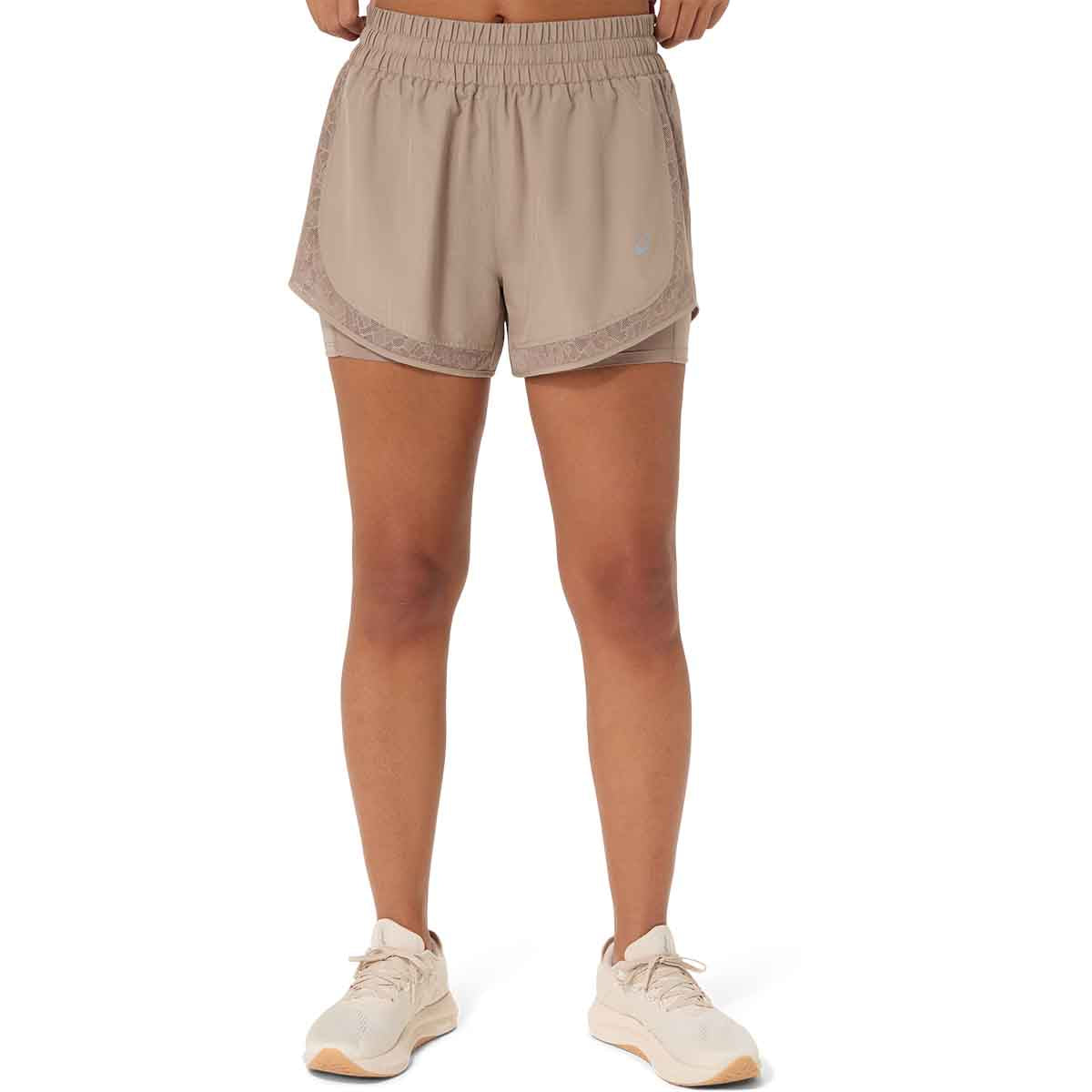 Asics Nagino Run Short Women Greige מכנסי ריצה לנשים
