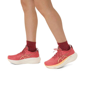 Asics Performance Run Quarter Sock Unisex Dark Pink Clay  גרבי ריצה