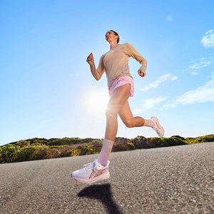 Asics Gel Kayano 33 Women White Hazy Lilac נעלי ריצה ג`ל קיאנו 33 לנשים