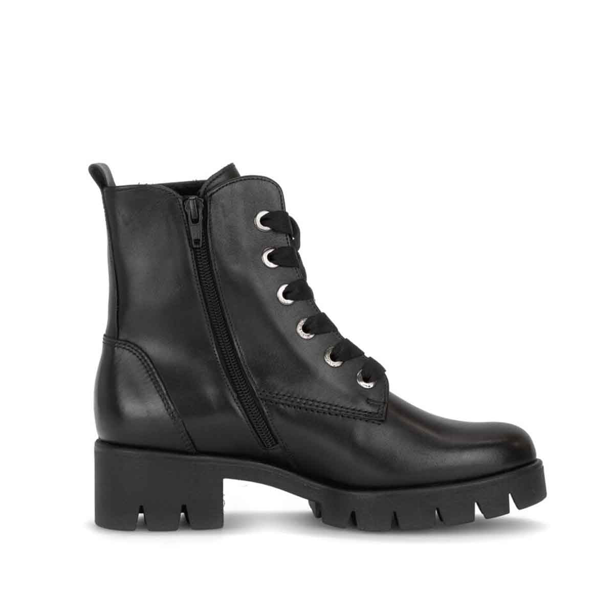 Gabor black lace-up ankle boots מגפי גאבור לנשים