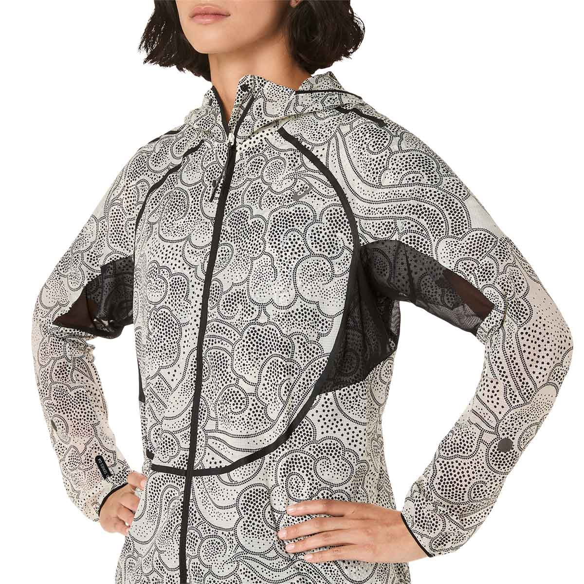 Asics Limited Series Wind Breaker Jacket Women Cream ג'קט ריצה לנשים