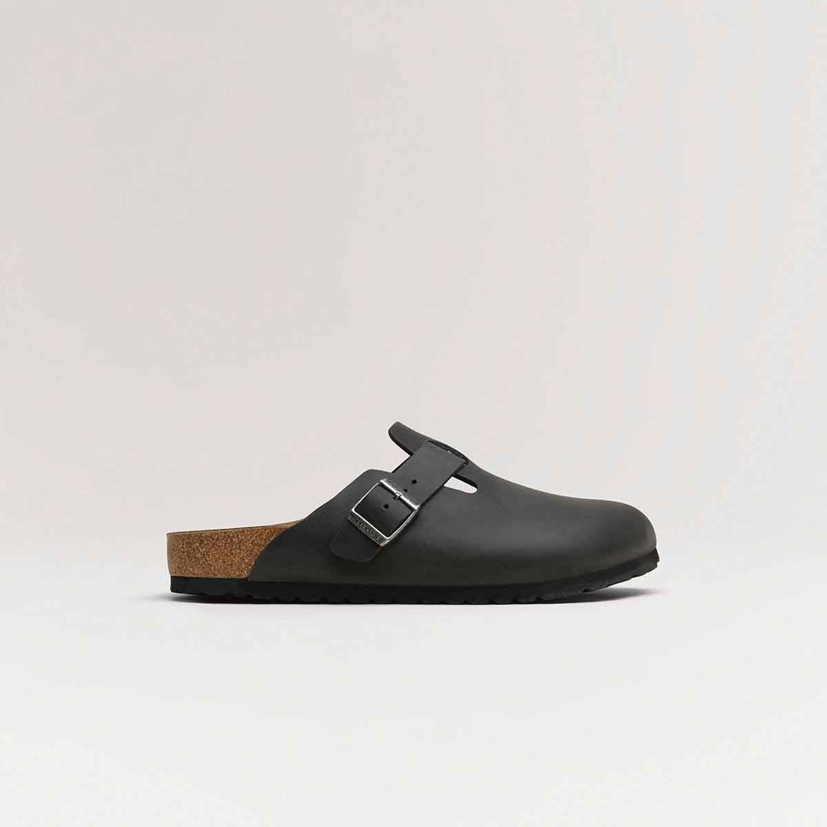 Birkenstock Boston Oiled Leather Black כפכפי בירקנשטוק יוניסקס בוסטון שחור עור