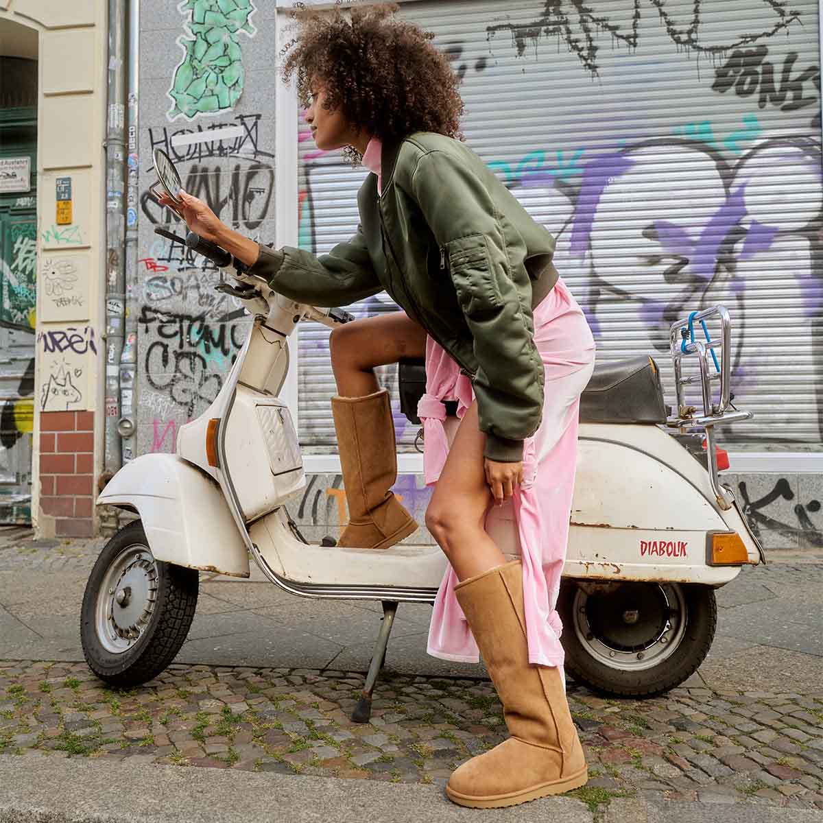 UGG Classic Ultra Tall Chestnut מגפיים לנשים קלאסיק אולטרה