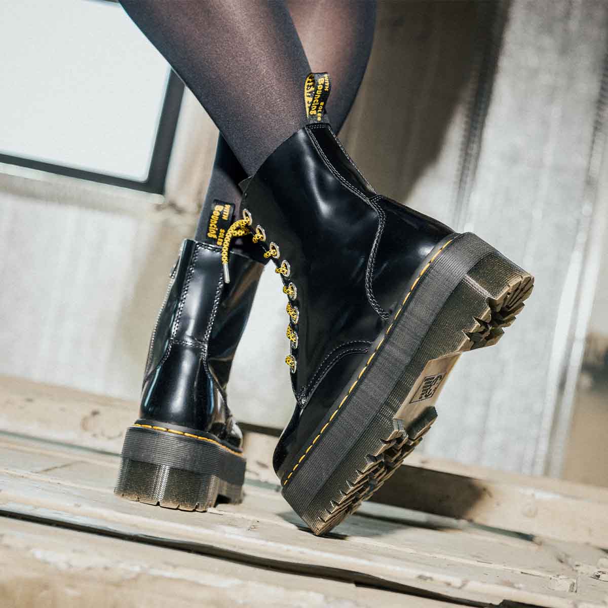 Dr. Martens Jadon Max Boots Platform מגפי ד"ר מרטינס ג'יידון מקס שחור