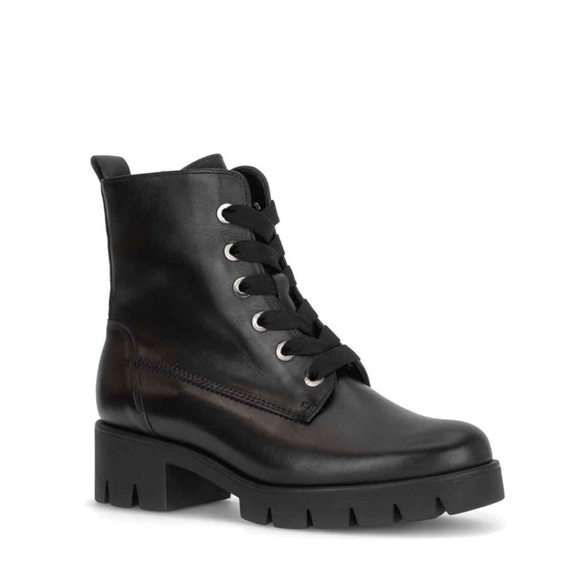 Gabor black lace-up ankle boots מגפי גאבור לנשים
