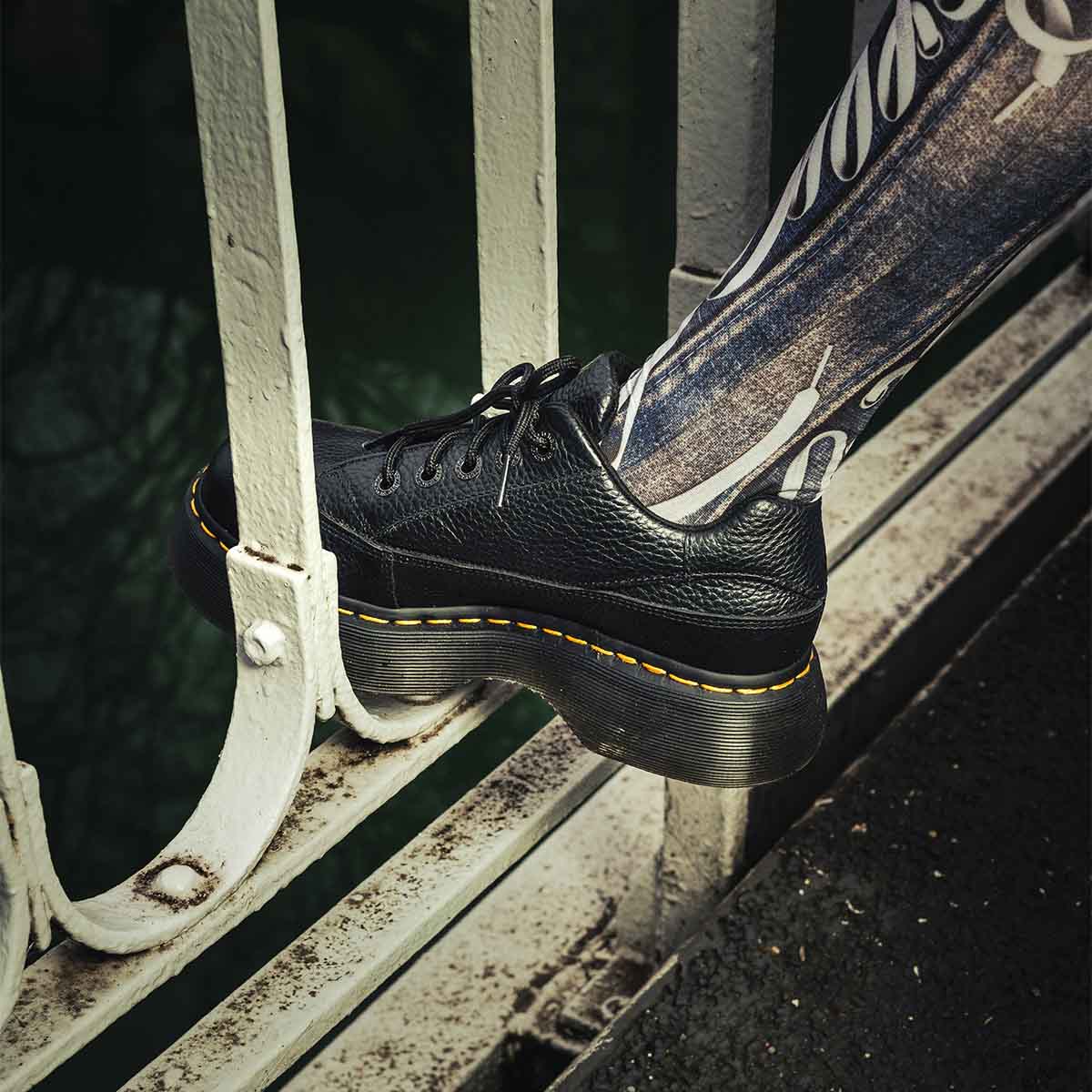 Dr. Martens Buzz 5-Eye Milled Nappa Leather Shoes Black נעלי ד"ר מרטנס לנשים