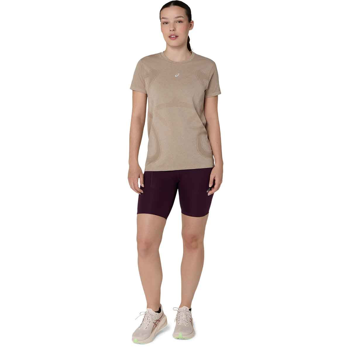 Asics 2012D292-200 Road Seamless SS Top Women Greige חולצת ריצה לנשים