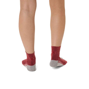 Asics Performance Run Quarter Sock Unisex Dark Pink Clay  גרבי ריצה