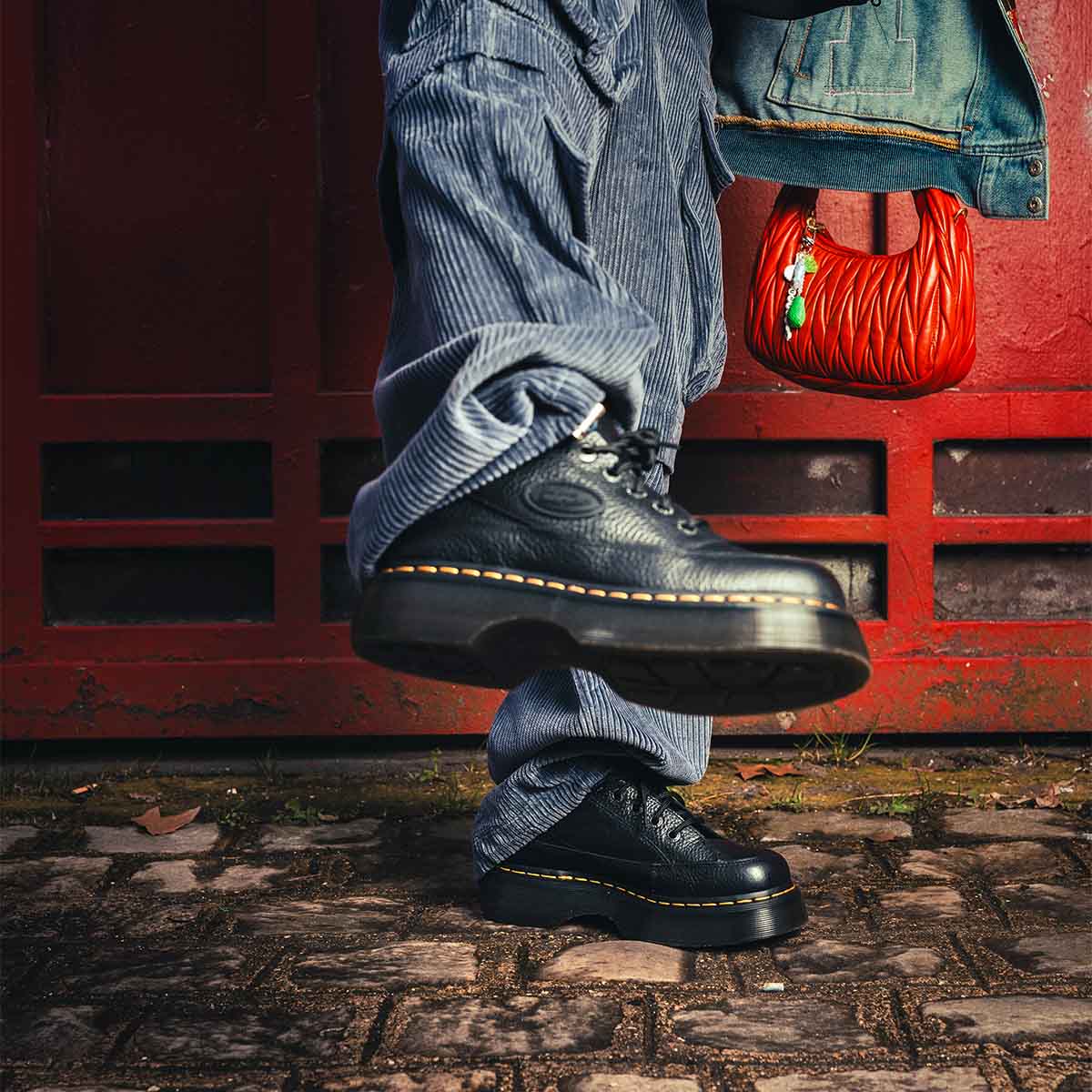 Dr. Martens Buzz 5-Eye Milled Nappa Leather Shoes Black נעלי ד"ר מרטנס לנשים