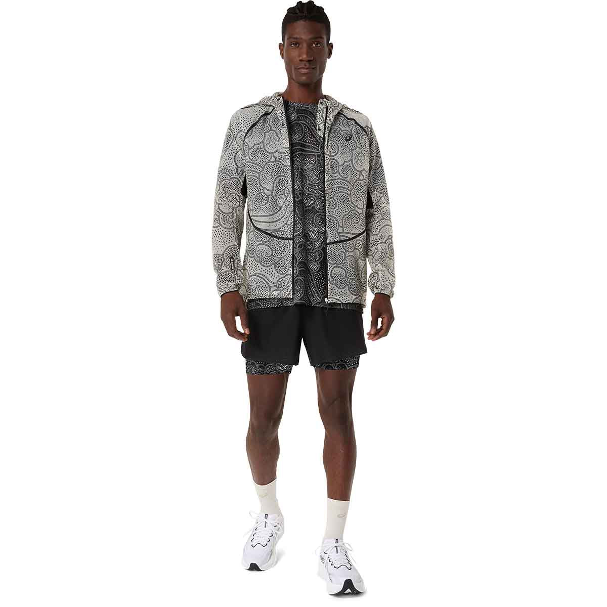 Asics Limited Series Wind Breaker Jacket Men Black Cream ג'קט ריצה לגברים