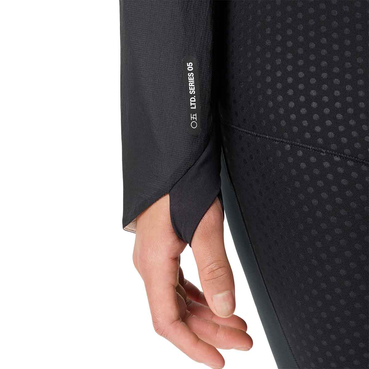 Asics Road Winter Insulate Jacket Women Performance Black ג'קט אסיקס לנשים