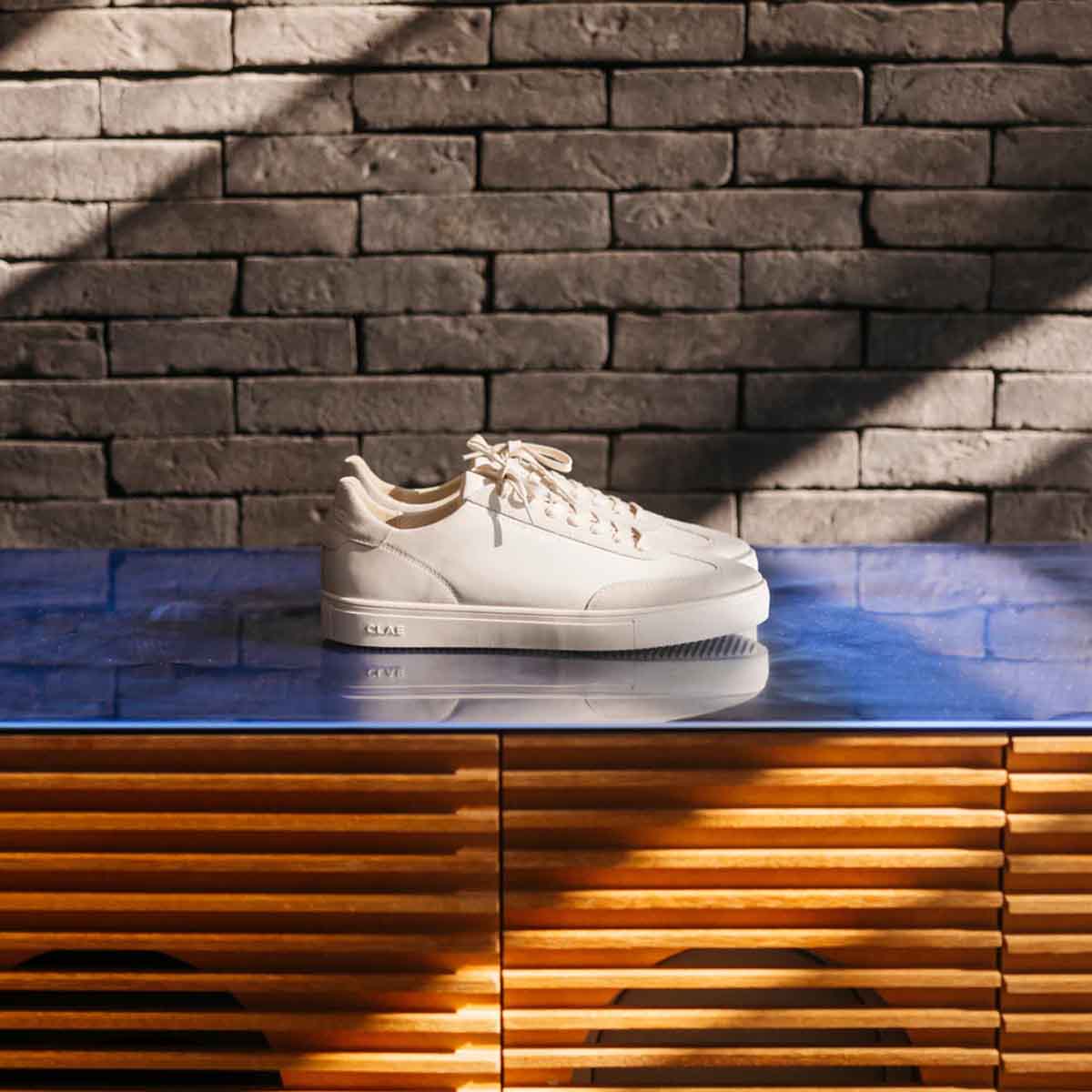 Clae Deane Triple Offwhite סניקרס לגברים