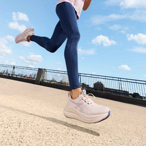 Asics Gel Nimbus 28 Women Pearl Pink Morganite נעלי ריצה ג`ל נימבוס 28 נשים